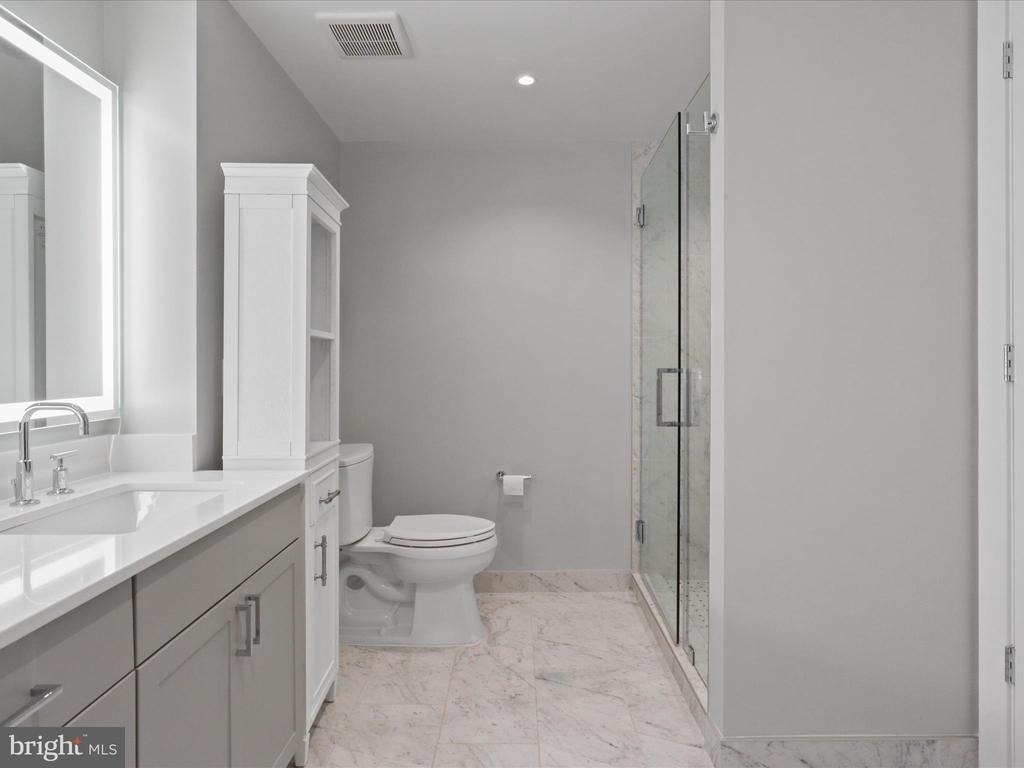 925 N Fairfax Street - Photo 22