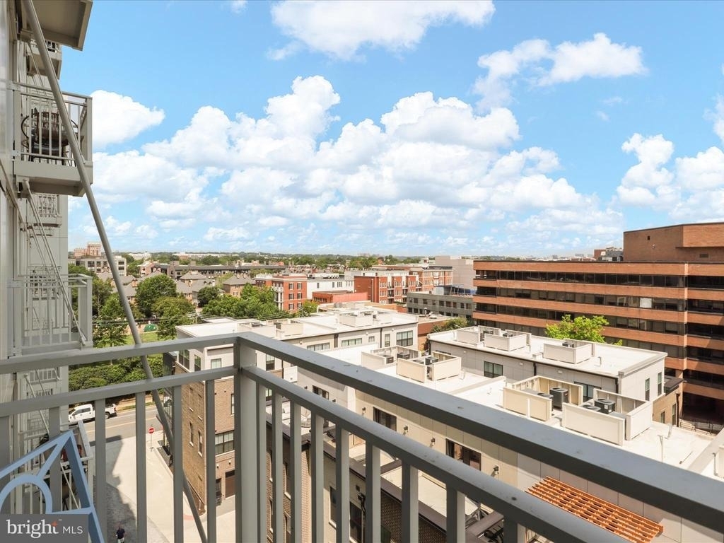 925 N Fairfax Street - Photo 28