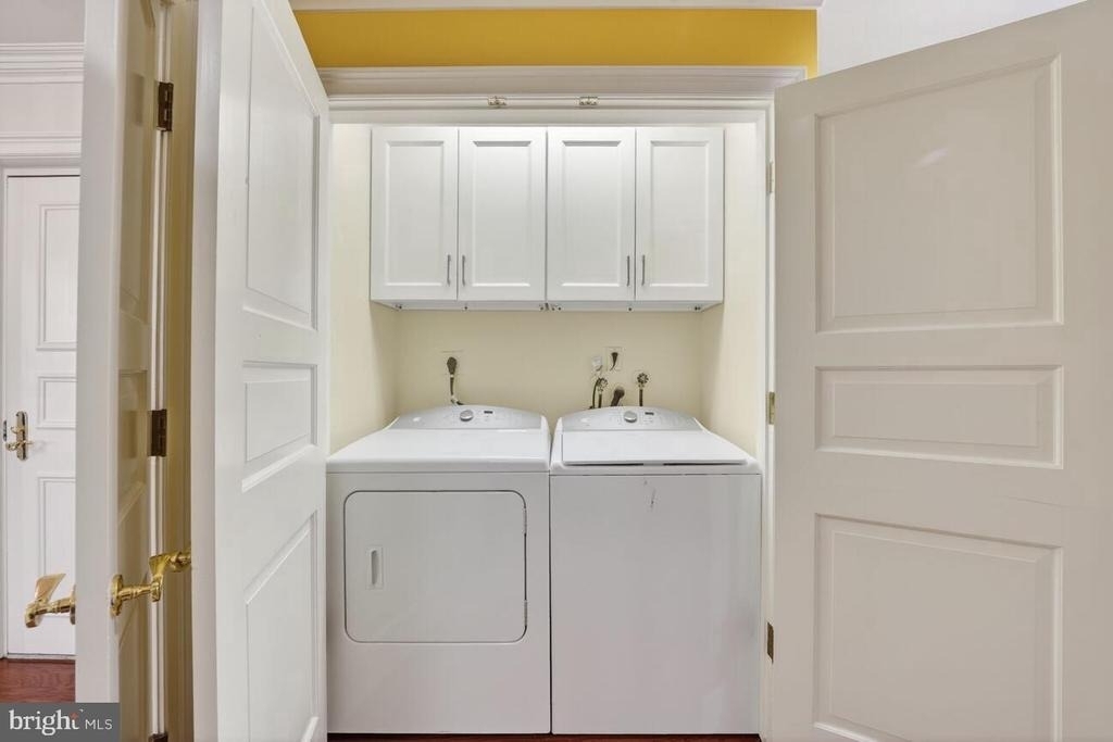 1300 Army Navy Drive - Photo 7