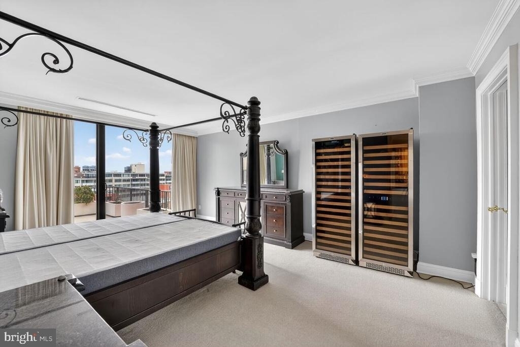 1300 Army Navy Drive - Photo 11
