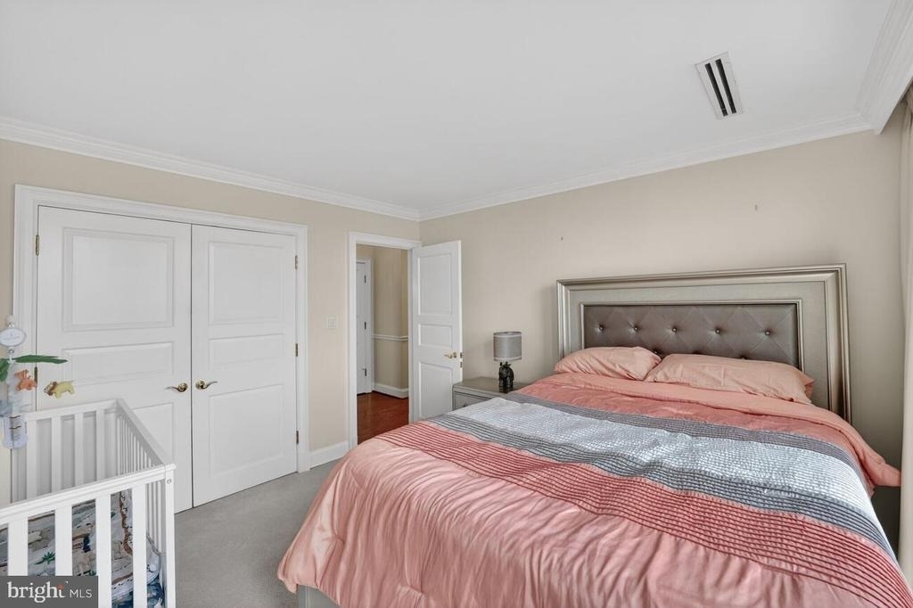 1300 Army Navy Drive - Photo 13