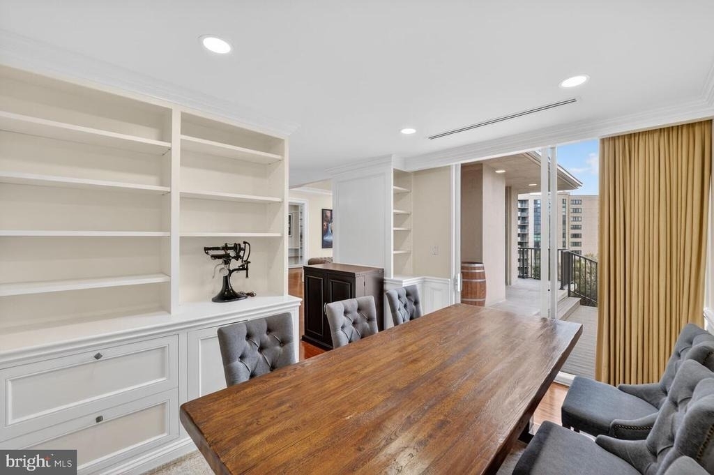 1300 Army Navy Drive - Photo 8