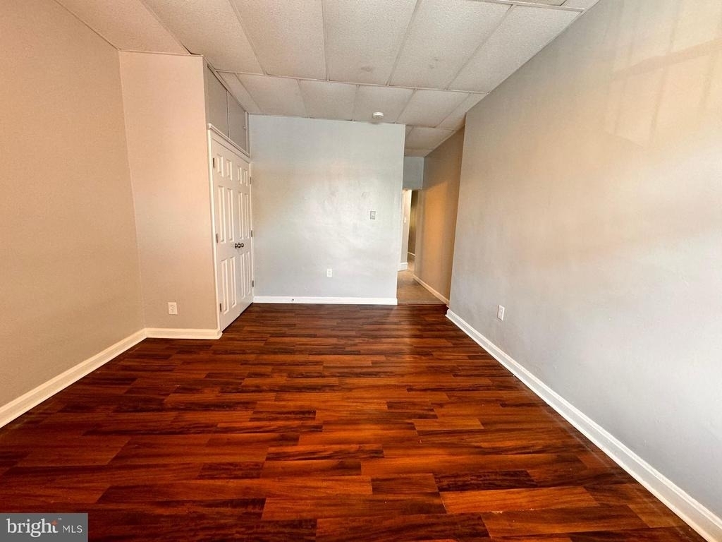 5439 Hunter Street - Photo 2