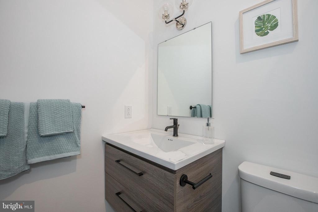 2940 W Thompson Street - Photo 22