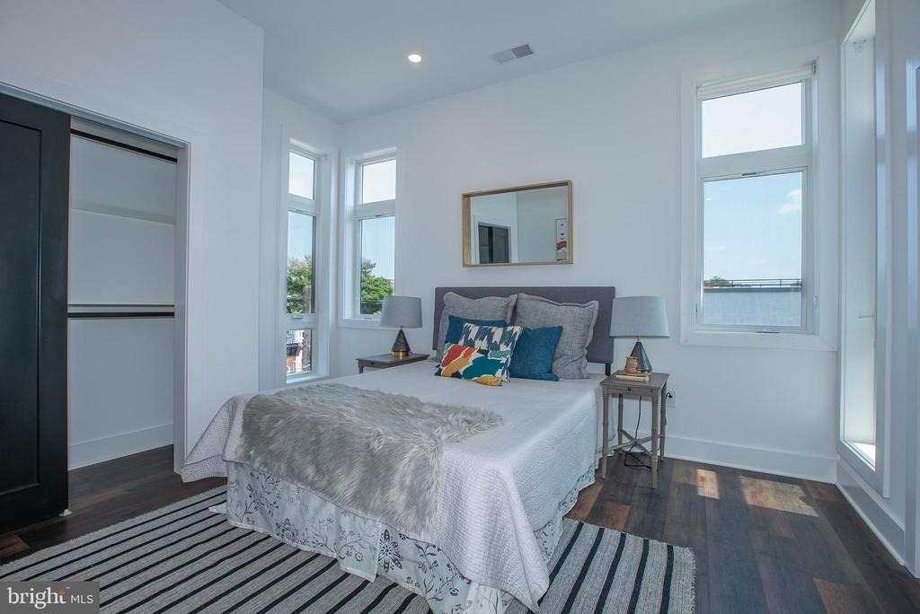 2940 W Thompson Street - Photo 14