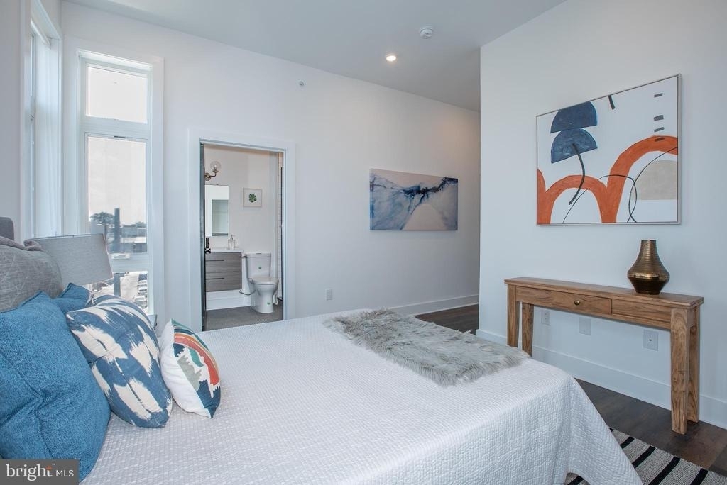 2940 W Thompson Street - Photo 17