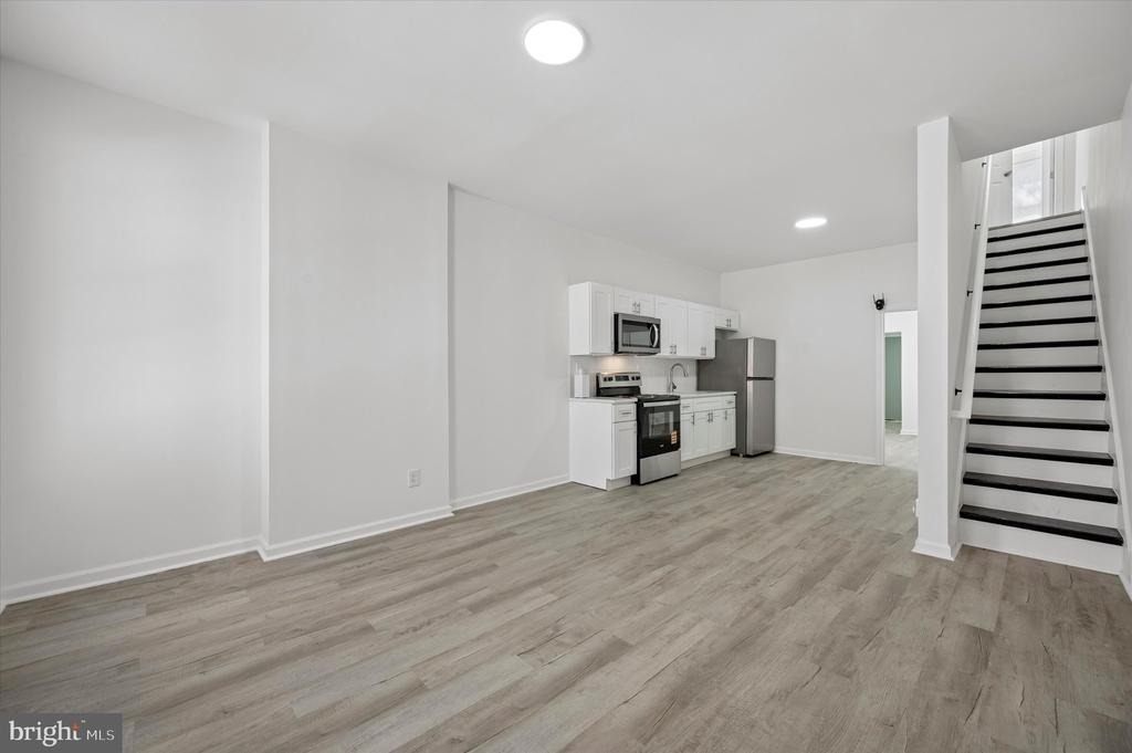 1216 W Firth Street - Photo 1