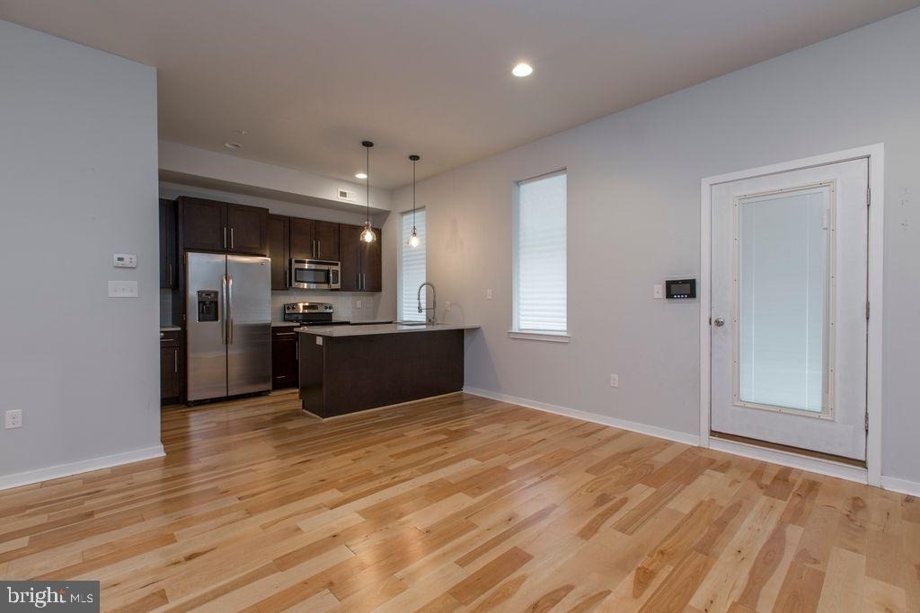 4304 Cresson Street - Photo 3