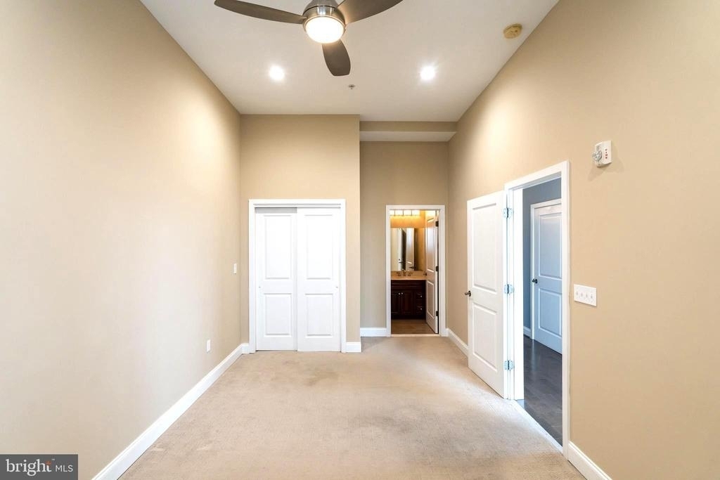 207 Rector Street - Photo 10