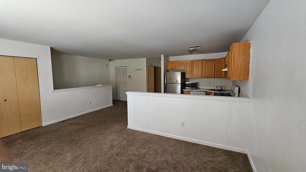 9428 Woodbridge Road - Photo 5