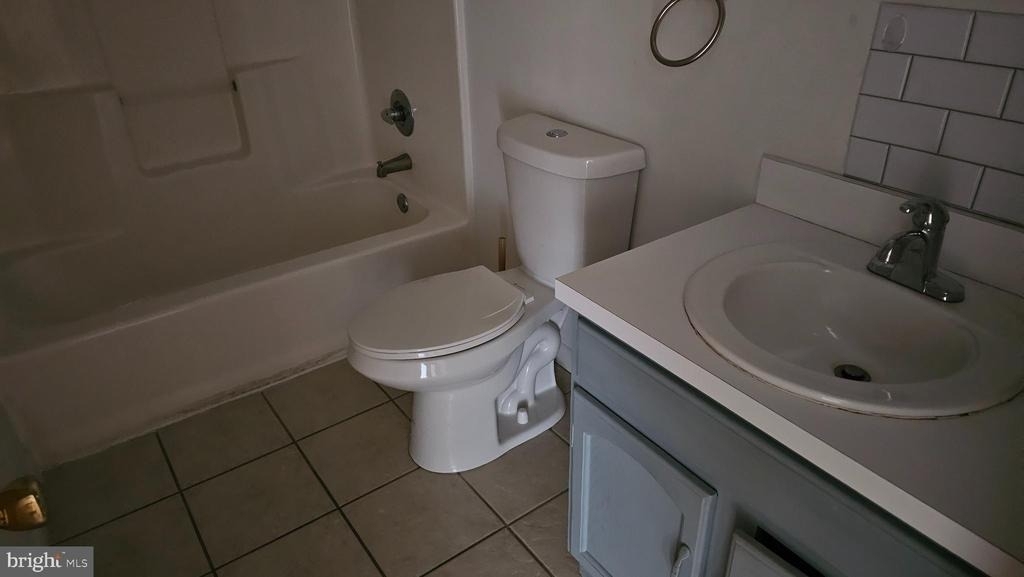9428 Woodbridge Road - Photo 11
