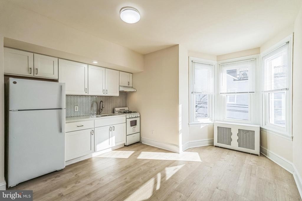 459 Martin Street - Photo 6