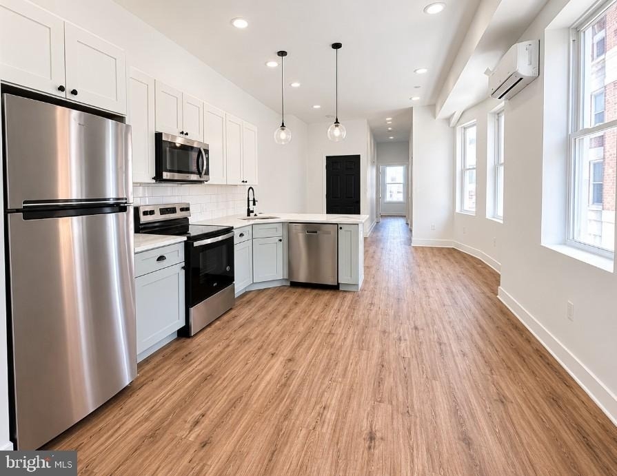1240 W Allegheny Avenue - Photo 0