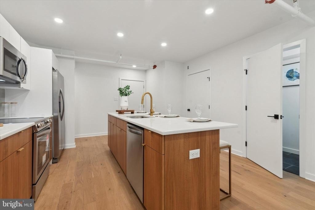 1416 Frankford Avenue - Photo 7