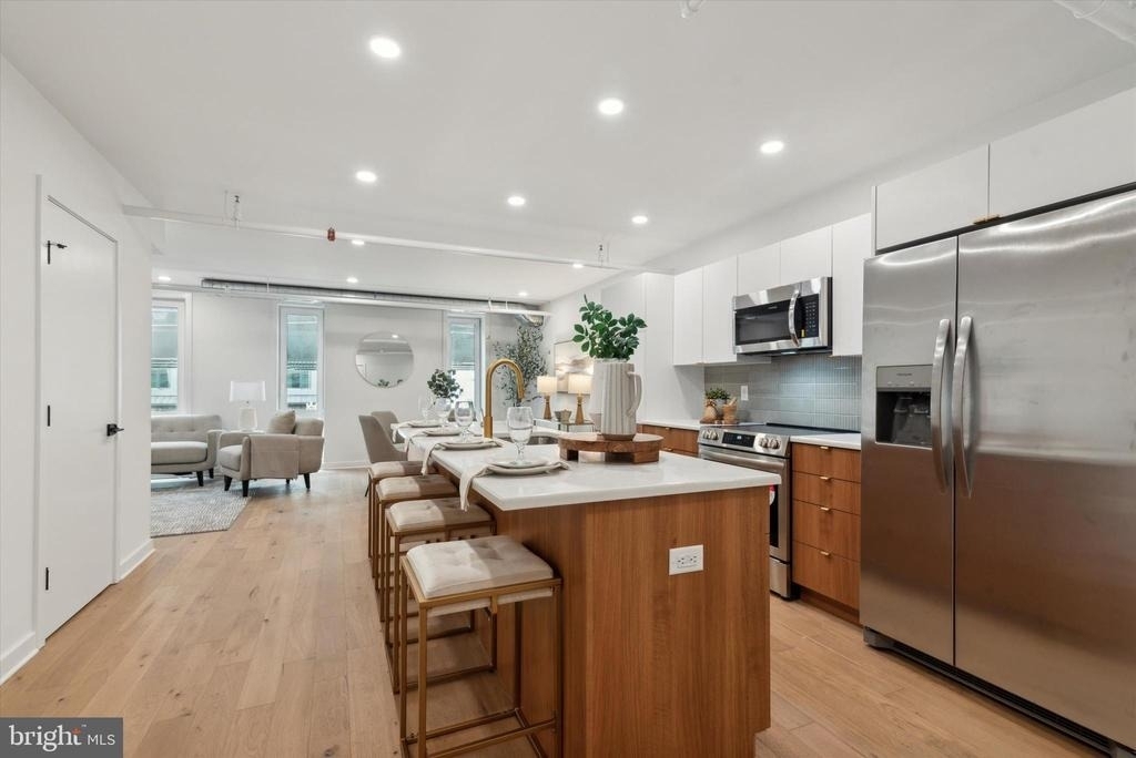 1416 Frankford Avenue - Photo 2