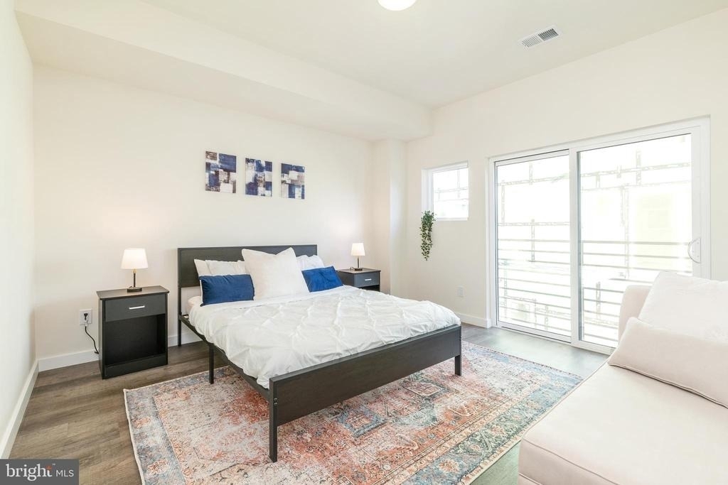 1307 Germantown Avenue - Photo 4