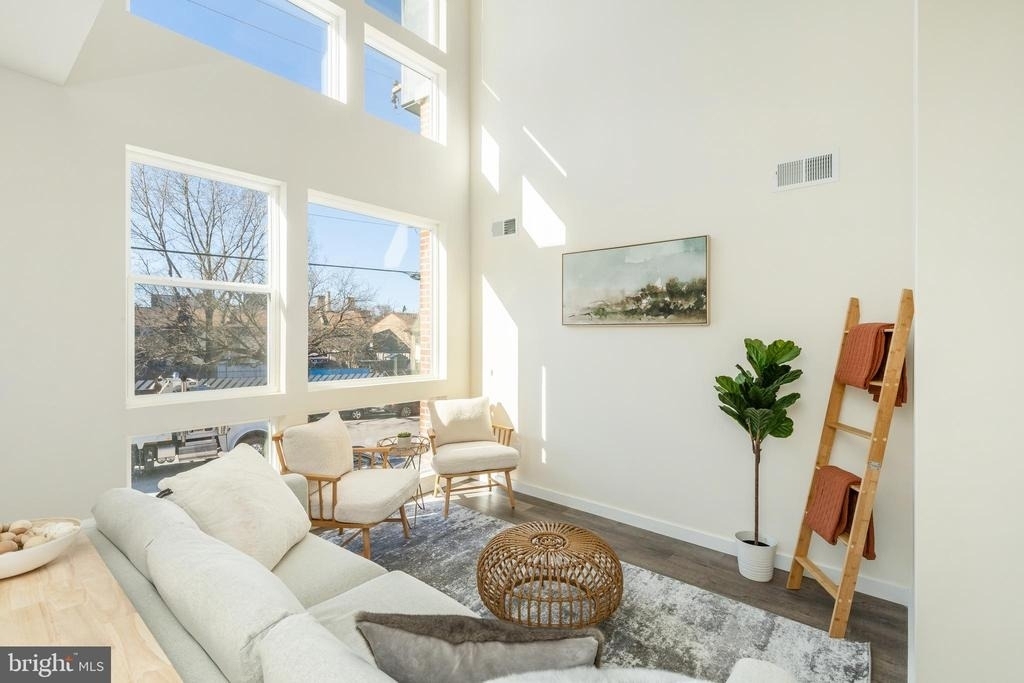 1307 Germantown Avenue - Photo 0