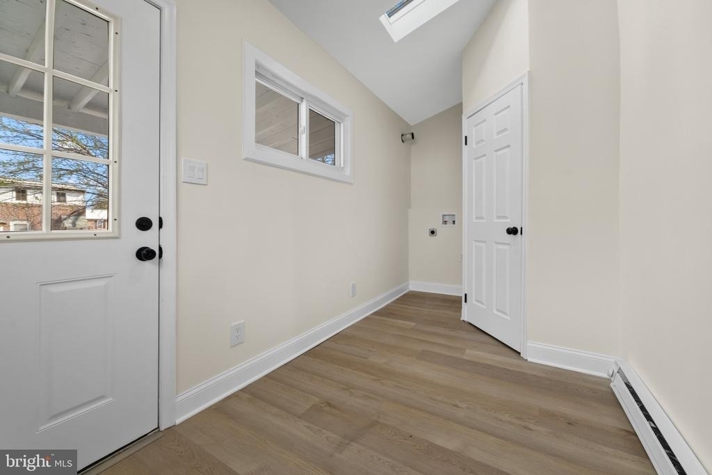 7608 Chelwynde Avenue - Photo 20