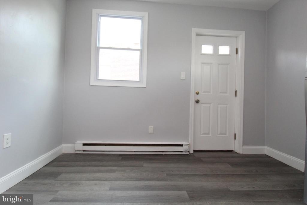 1913 S 20th Street - Photo 7