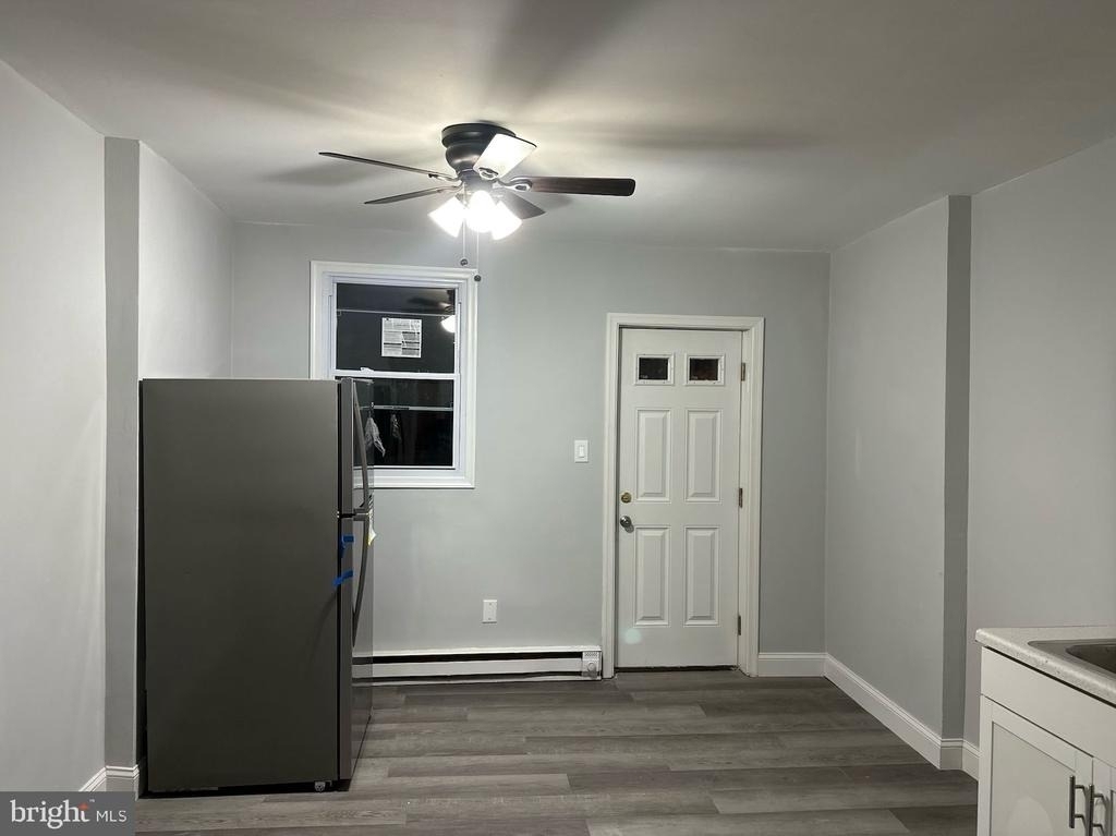 1913 S 20th Street - Photo 3