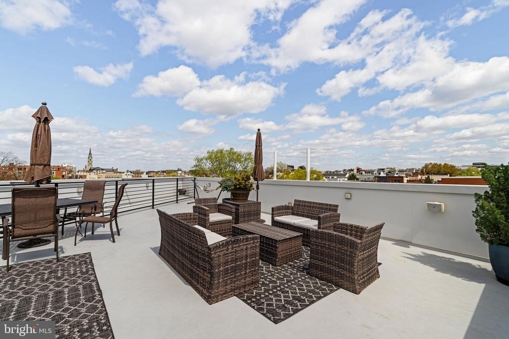 527 Brown Street - Photo 47