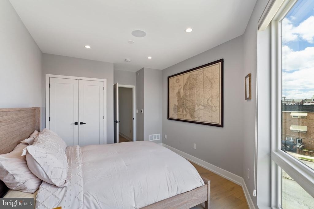 527 Brown Street - Photo 28