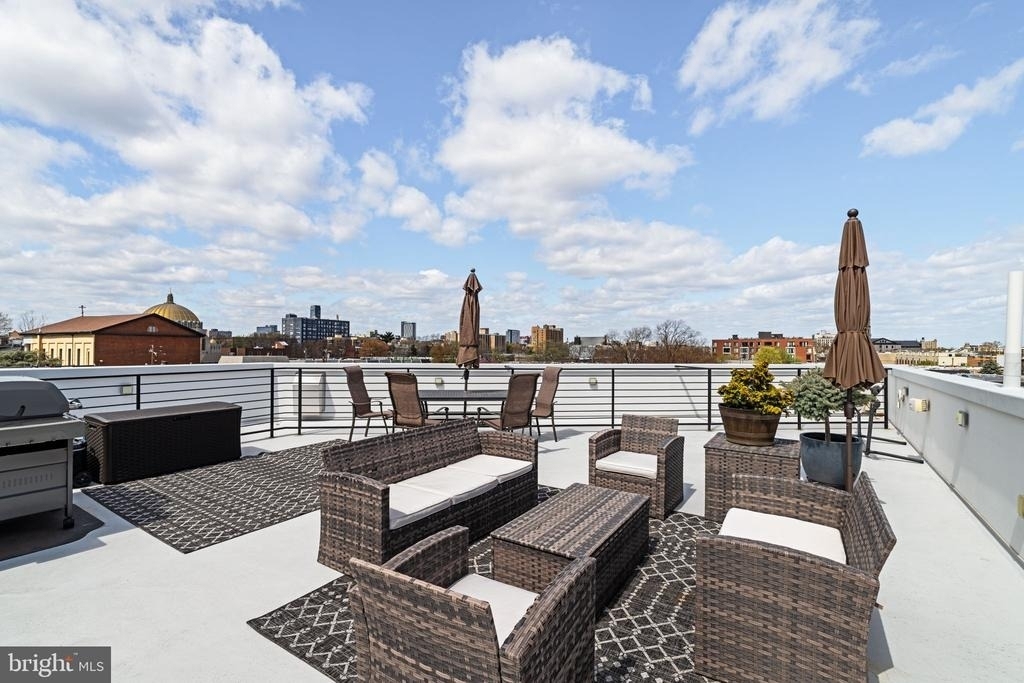 527 Brown Street - Photo 48