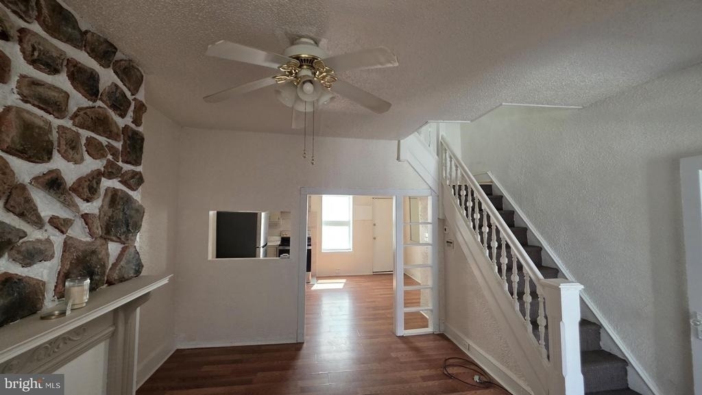 149 N Dearborn Street - Photo 4