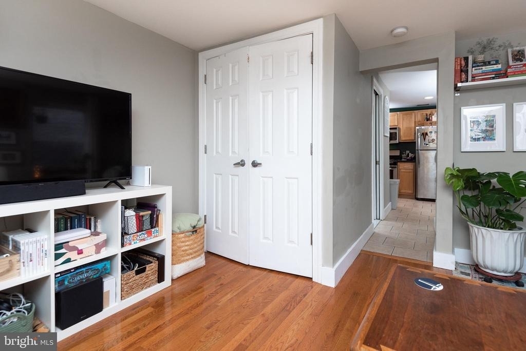 2165 E Susquehanna Avenue - Photo 27