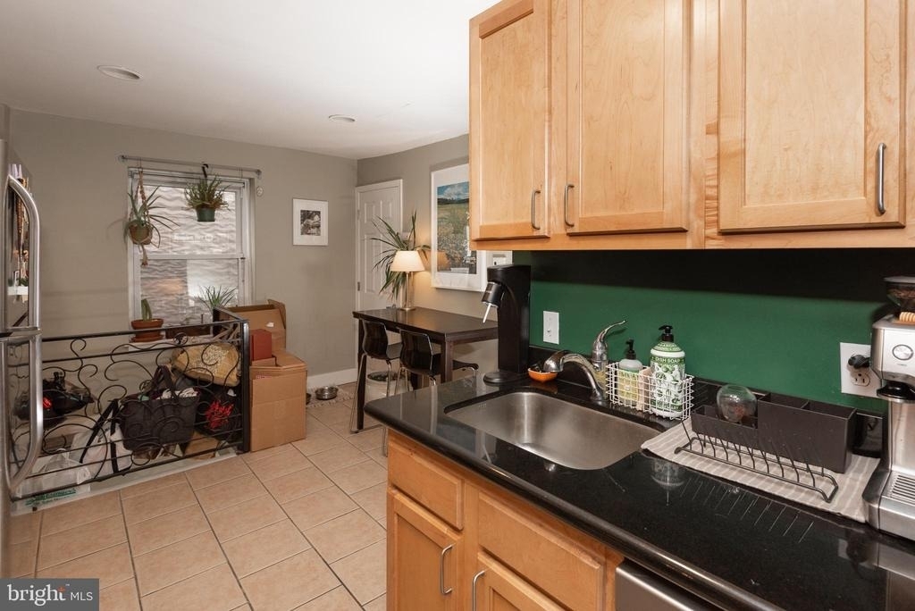 2165 E Susquehanna Avenue - Photo 8