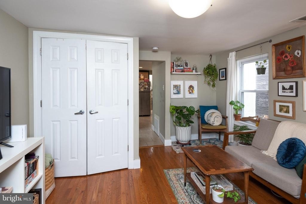 2165 E Susquehanna Avenue - Photo 22