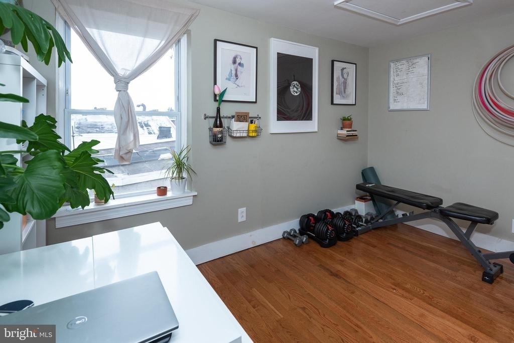 2165 E Susquehanna Avenue - Photo 32