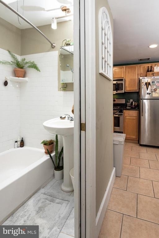 2165 E Susquehanna Avenue - Photo 19
