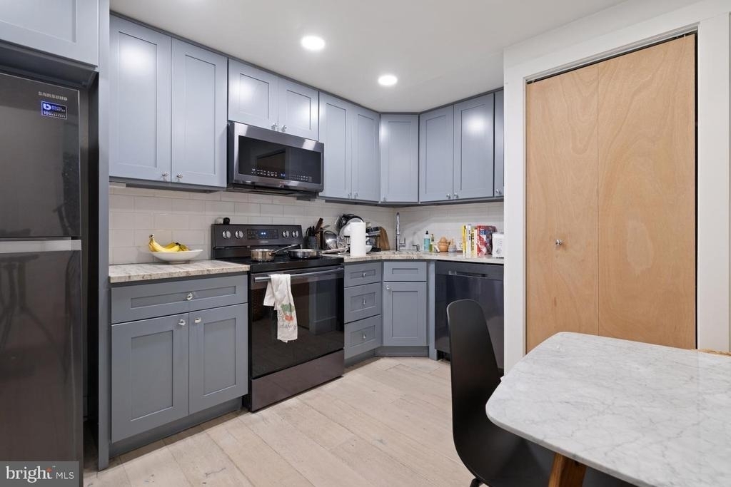 1238 E Montgomery Avenue - Photo 9