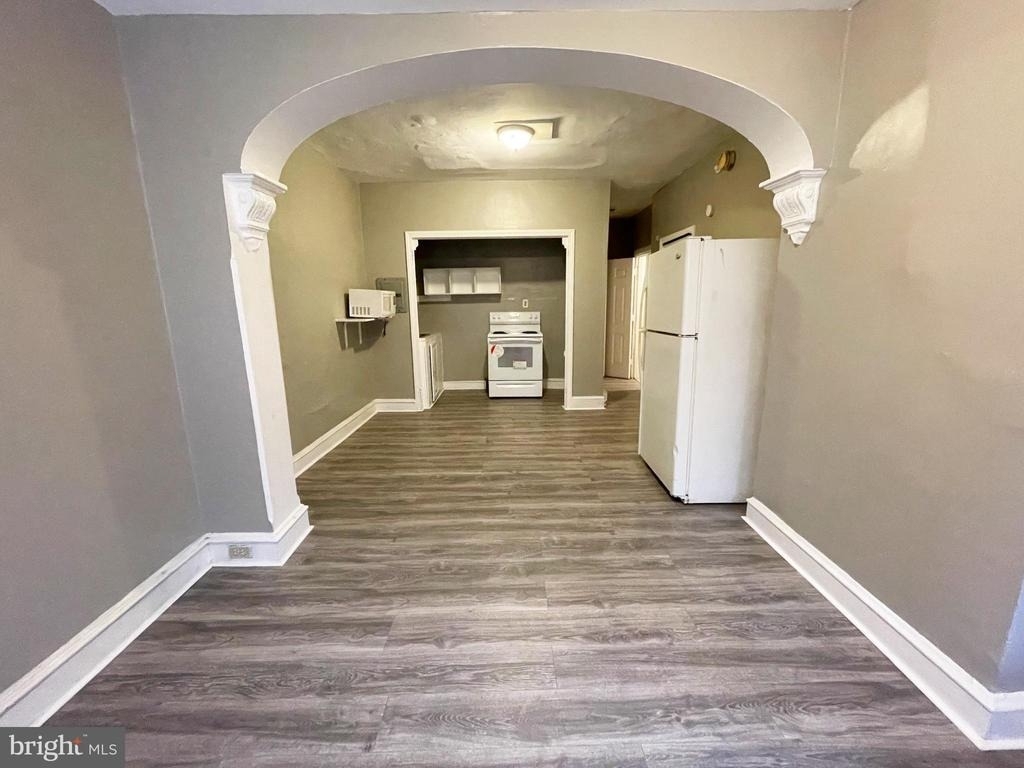 4637 Leiper - Photo 2