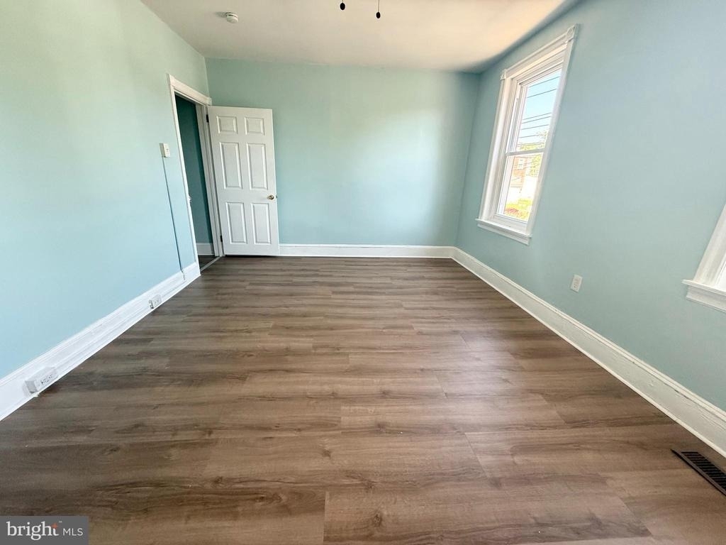 1201 Arch Street - Photo 9
