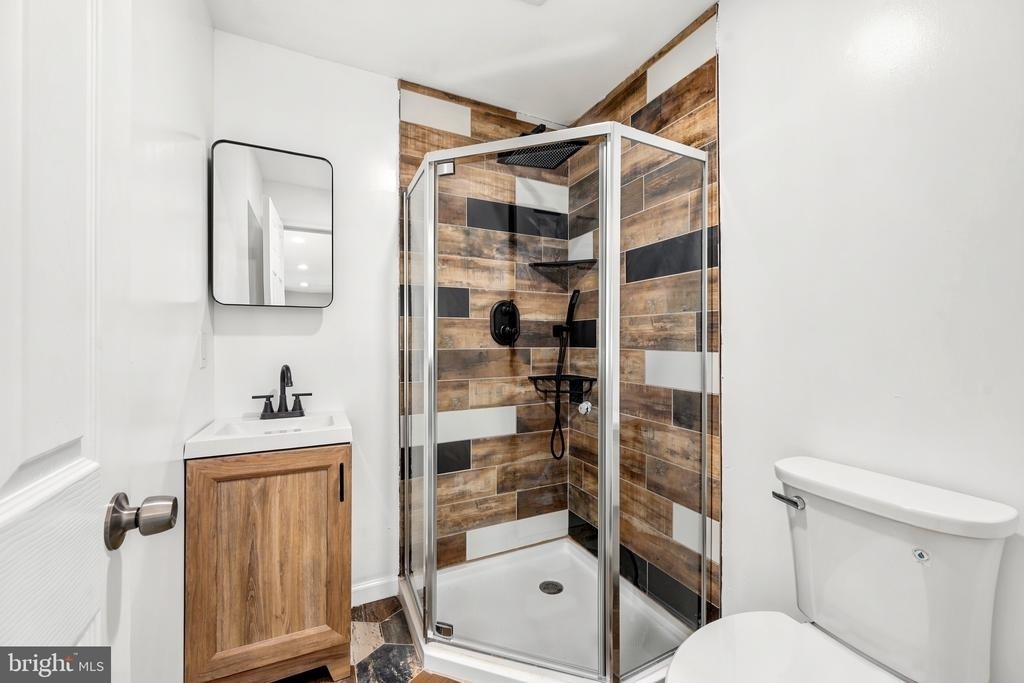 1015 Mcclenahan Terrace - Photo 11