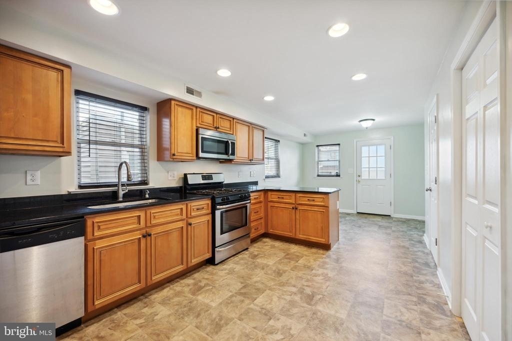 113 S Worthington Street - Photo 10