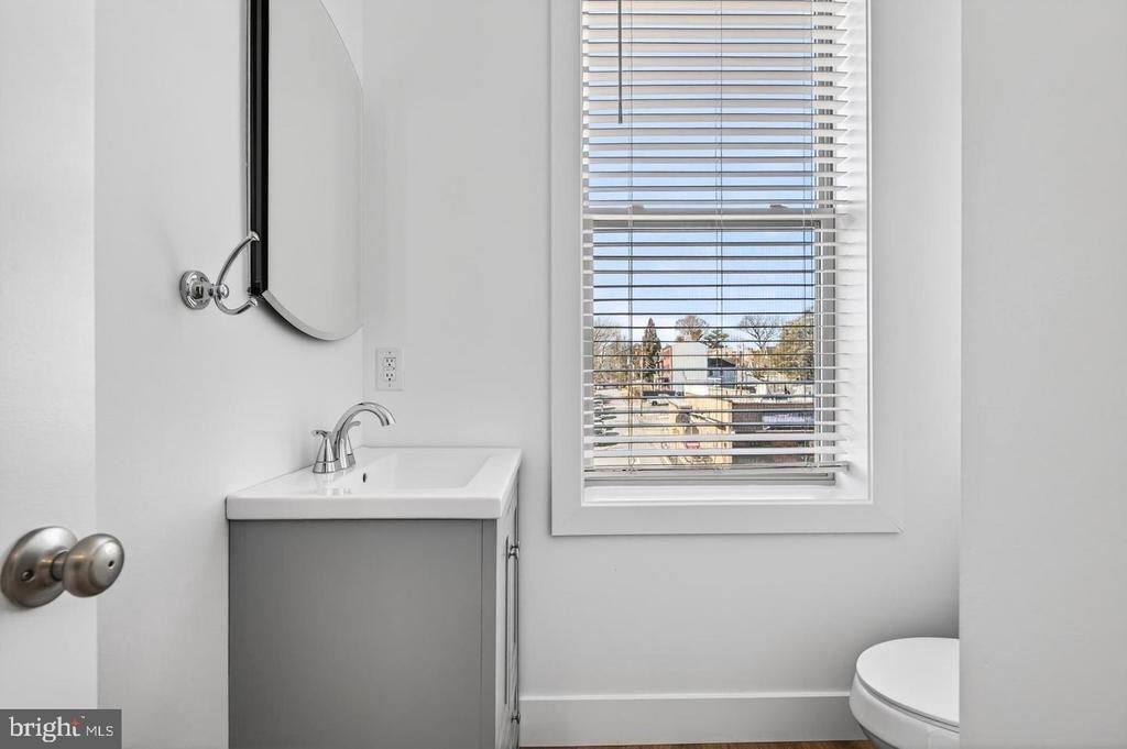 329 S High Street - Photo 11