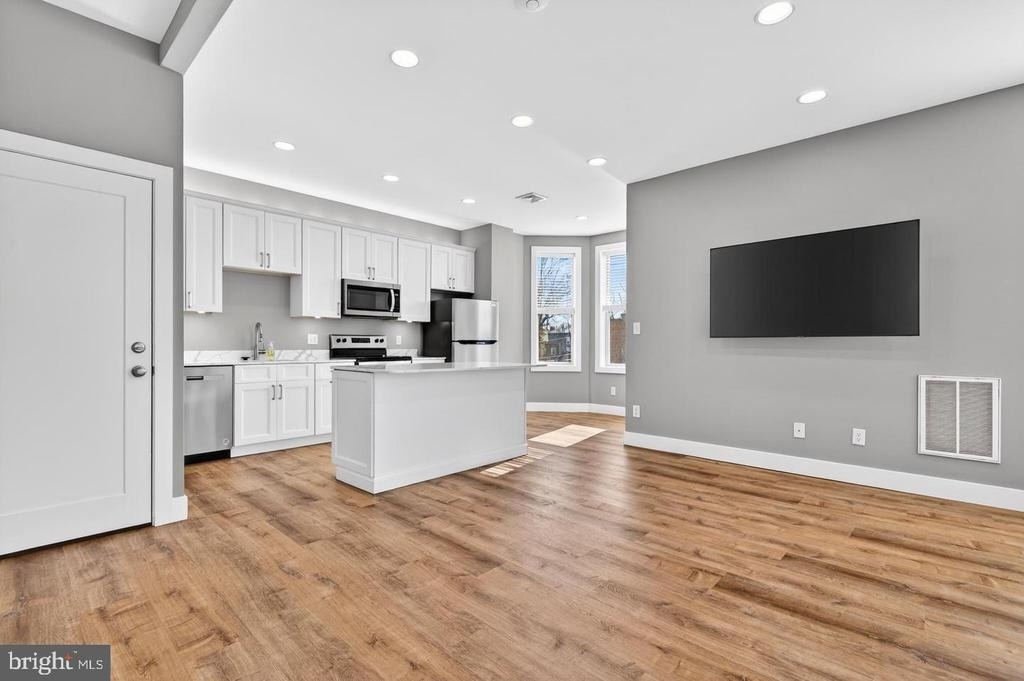 329 S High Street - Photo 0