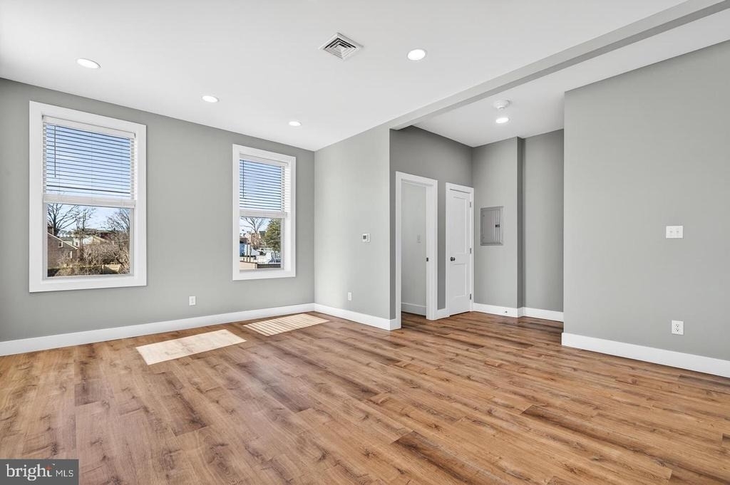 329 S High Street - Photo 9