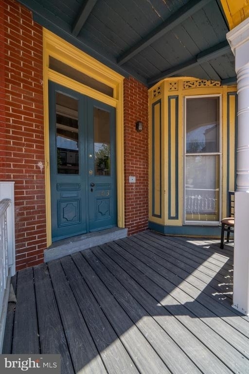 103 S Walnut Street - Photo 1