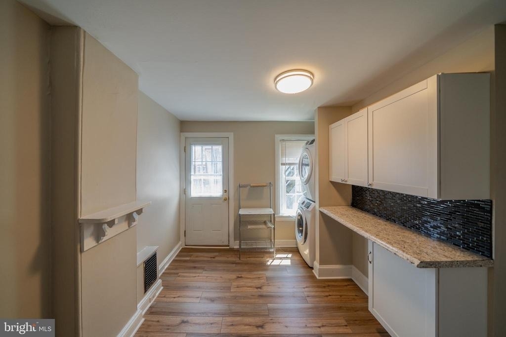 103 S Walnut Street - Photo 5