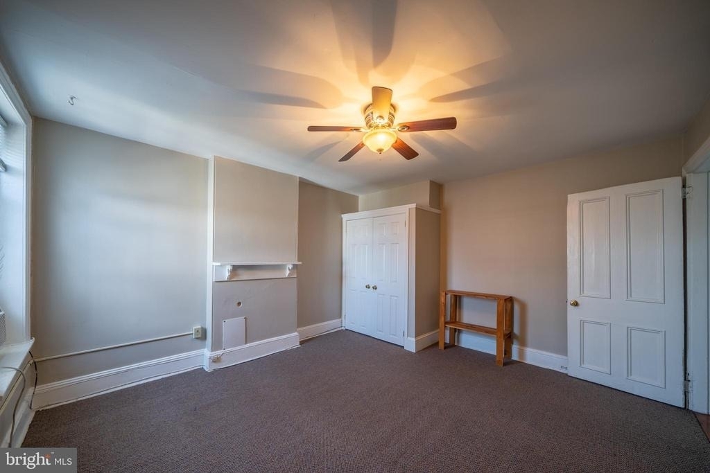 103 S Walnut Street - Photo 15
