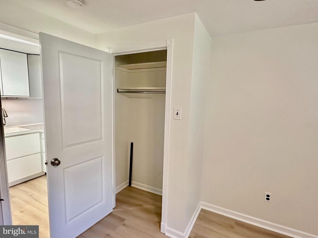 333 Lacey Avenue - Photo 2