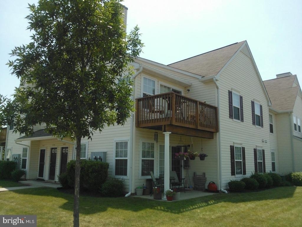 121 Horseshoe Drive - Photo 0