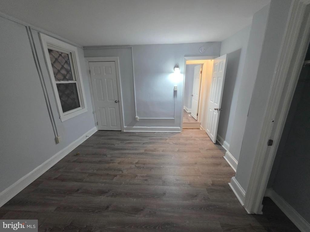 714 Roebling Avenue - Photo 9