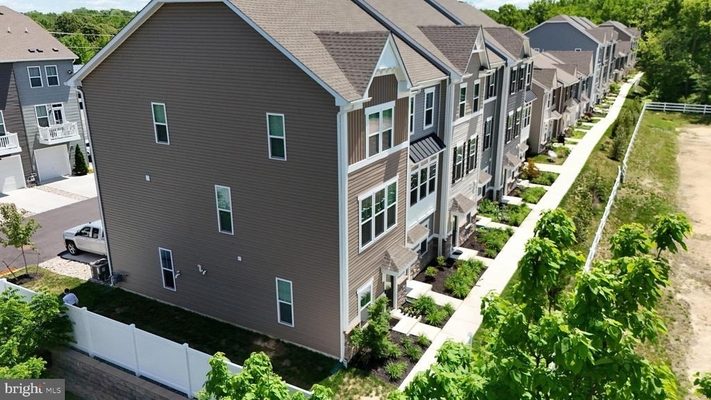 2 Sidney Lane - Photo 1