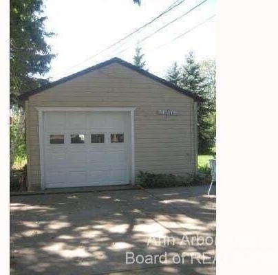 7425 Ann Arbor Street - Photo 2