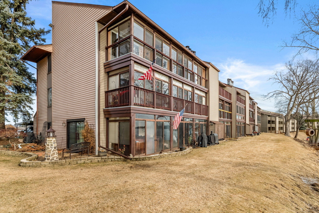 730 Cliffs Drive - Photo 24